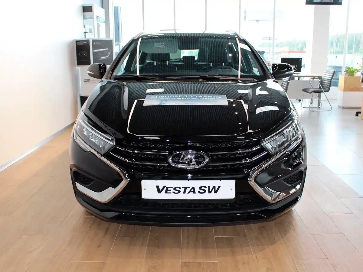 Lada Vesta SW - фото №2