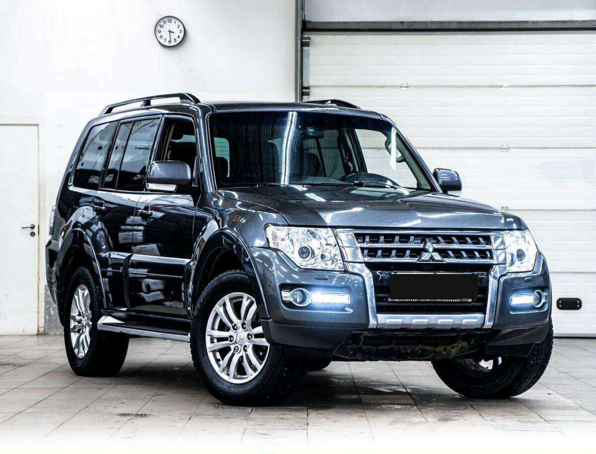 Mitsubishi Pajero, 2014 - фото №2