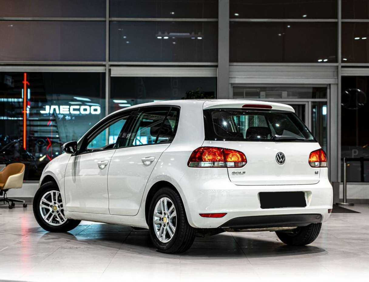 Volkswagen Golf, 2012 - фото №4
