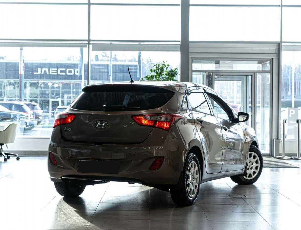 Hyundai i30, 2013 - фото №3