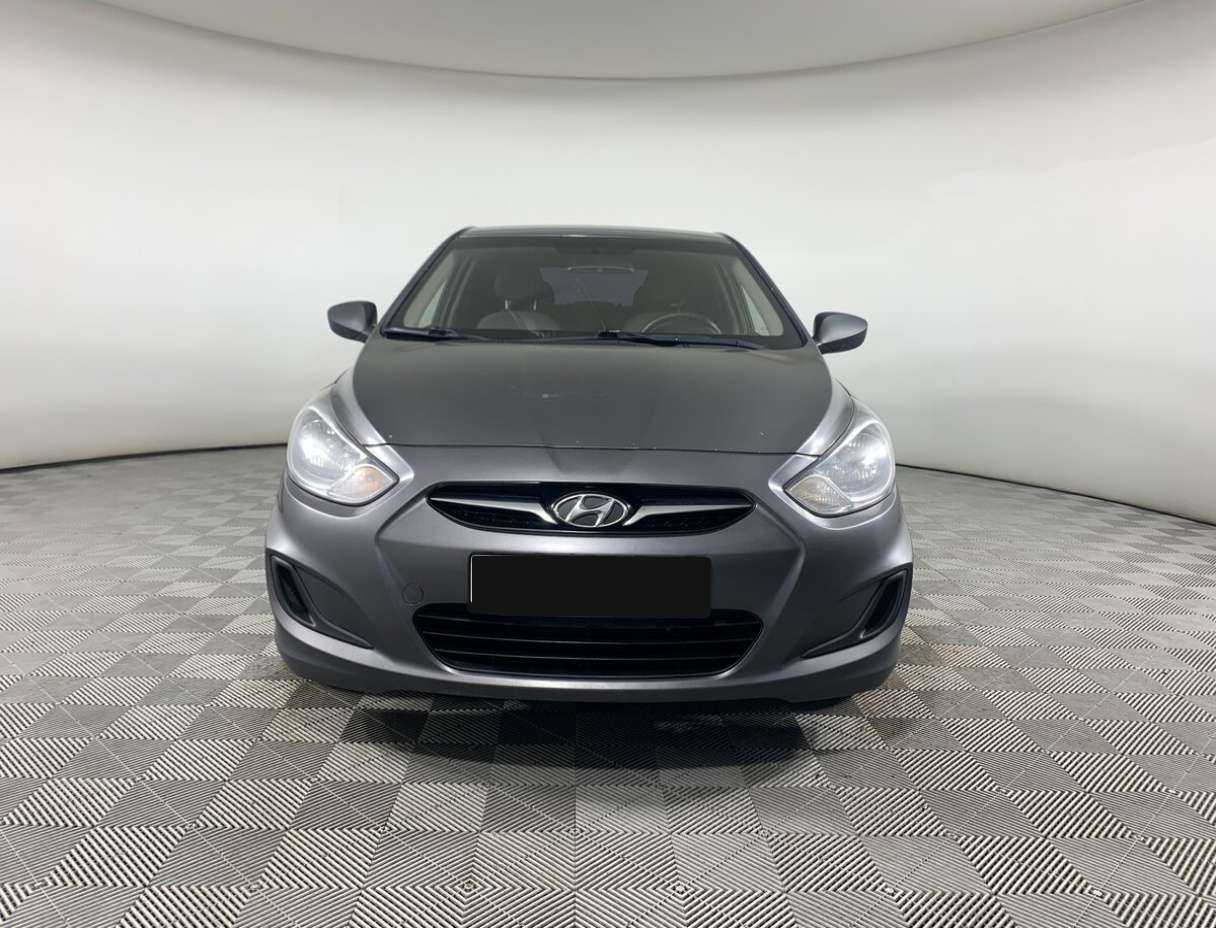 Hyundai Solaris, 2012 - фото №2