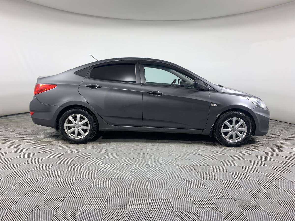 Hyundai Solaris, 2012 - фото №4