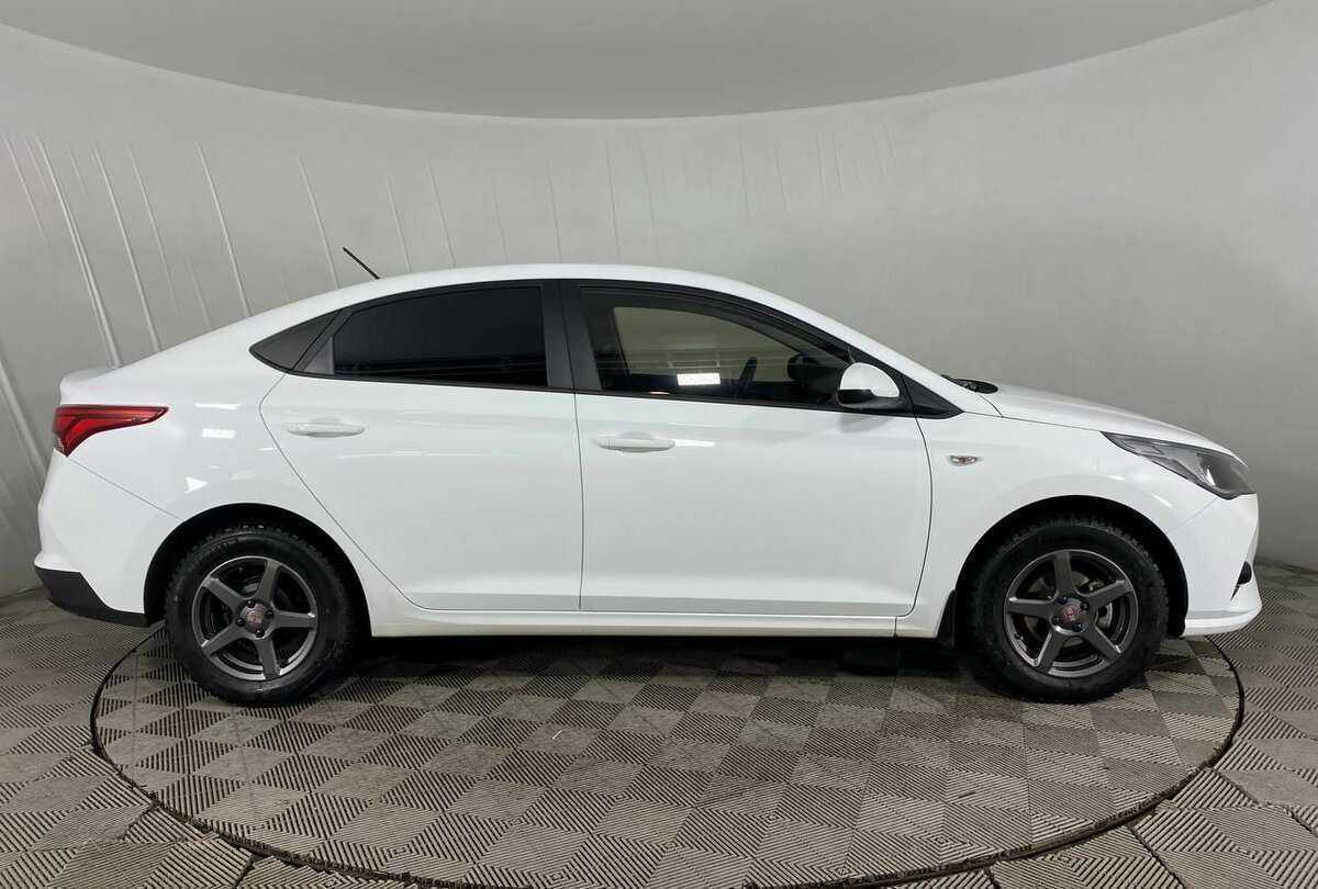 Hyundai Solaris, 2021 - фото №4