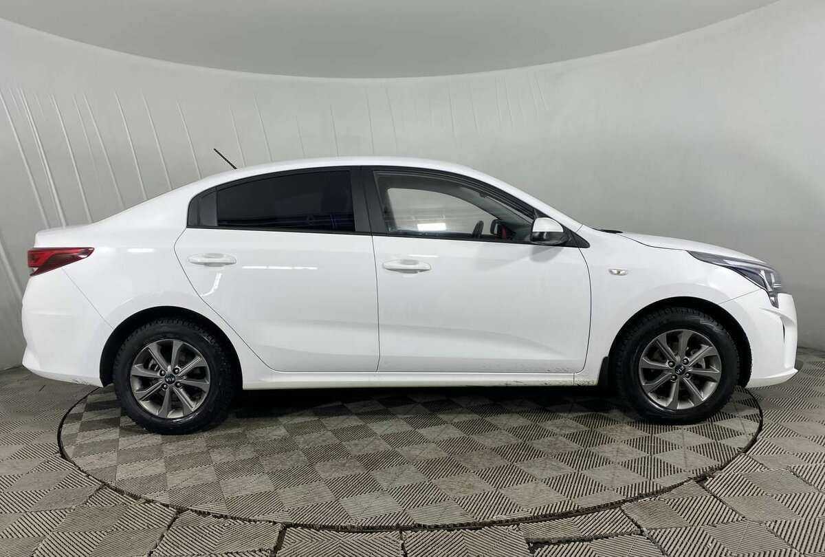 Kia Rio, 2021 - фото №4