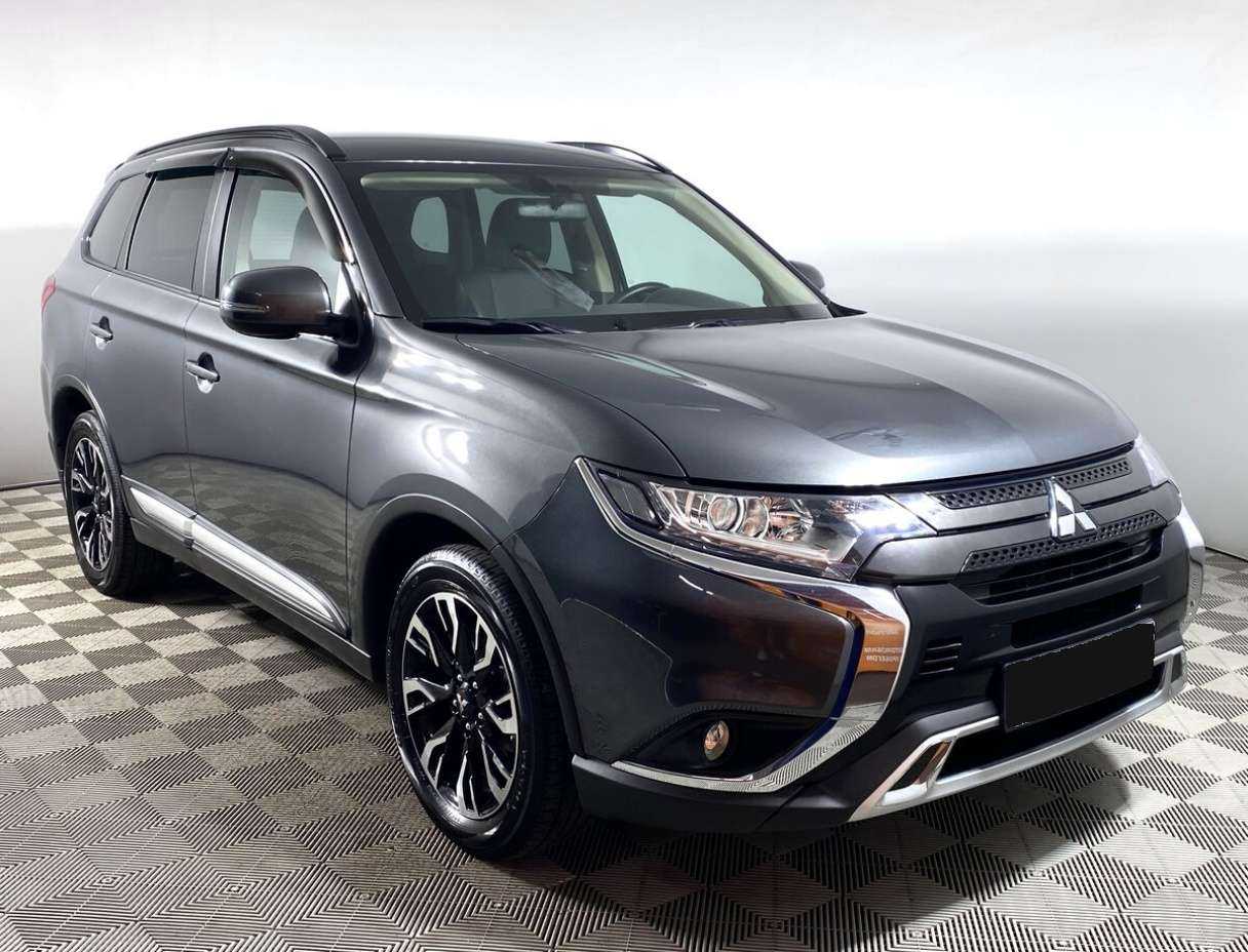 Mitsubishi Outlander, 2021 - фото №3