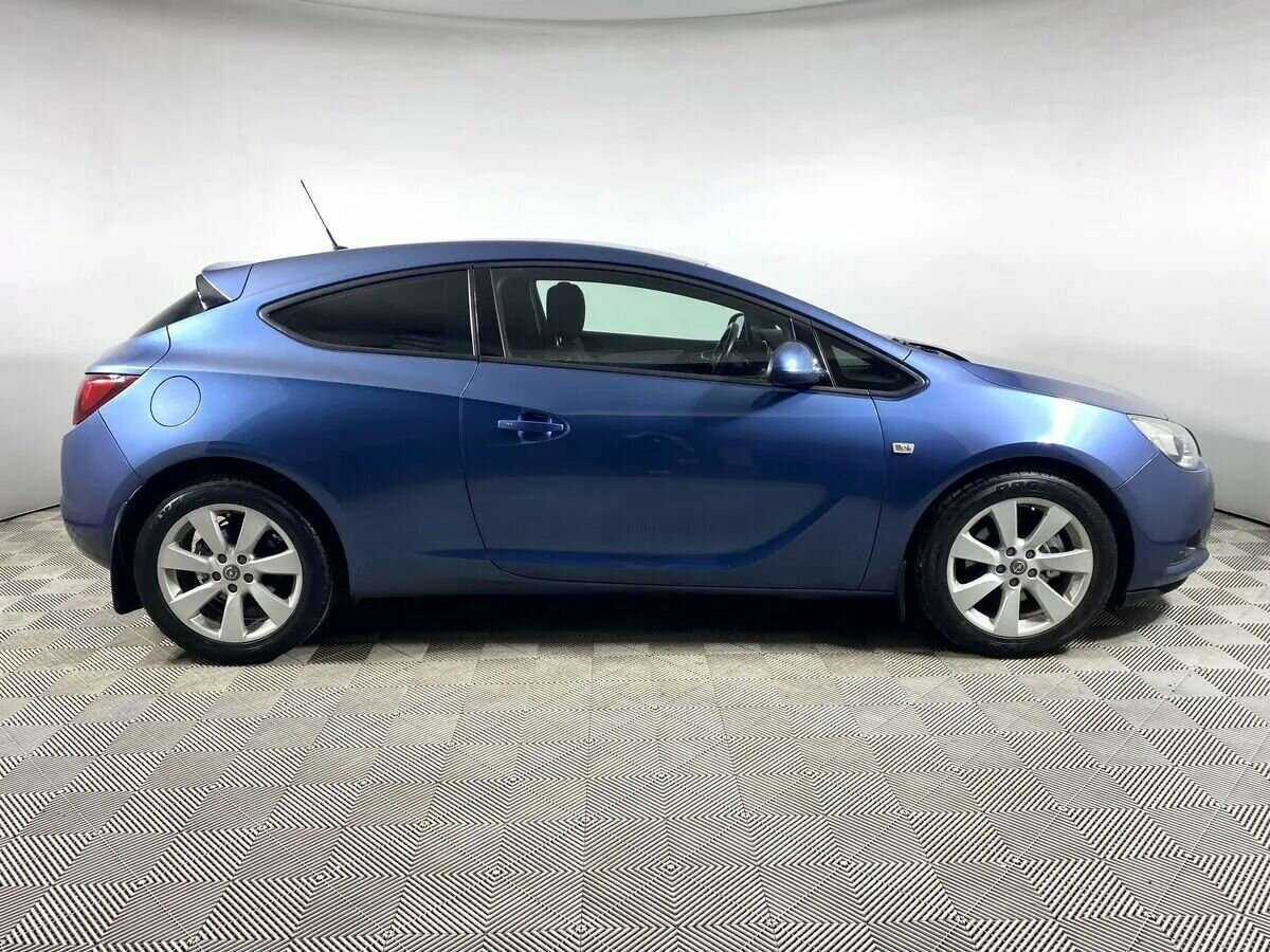 Opel Astra GTC, 2013 - фото №4