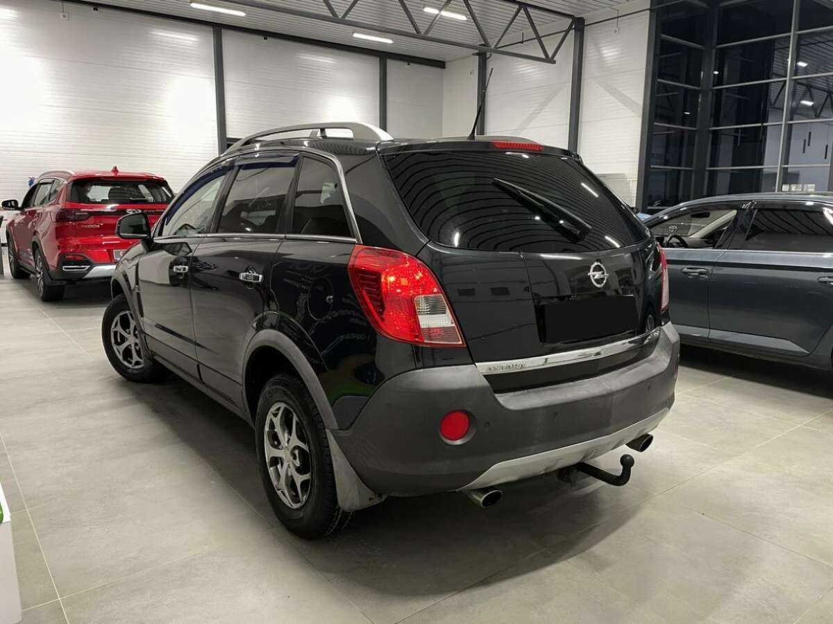 Opel Antara, 2012 - фото №2