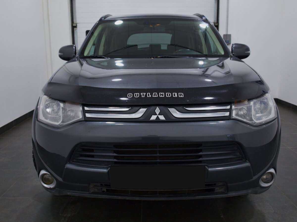Mitsubishi Outlander, 2013 - фото №2