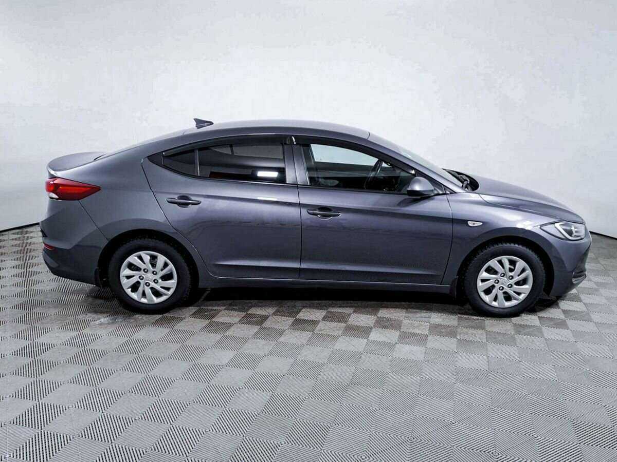 Hyundai Elantra, 2018 - фото №4