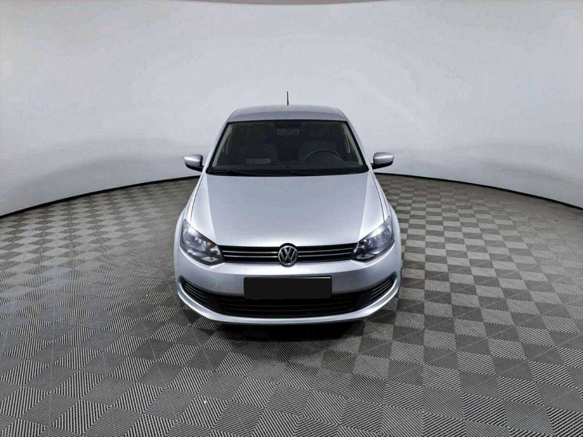 Volkswagen Polo, 2014 - фото №2