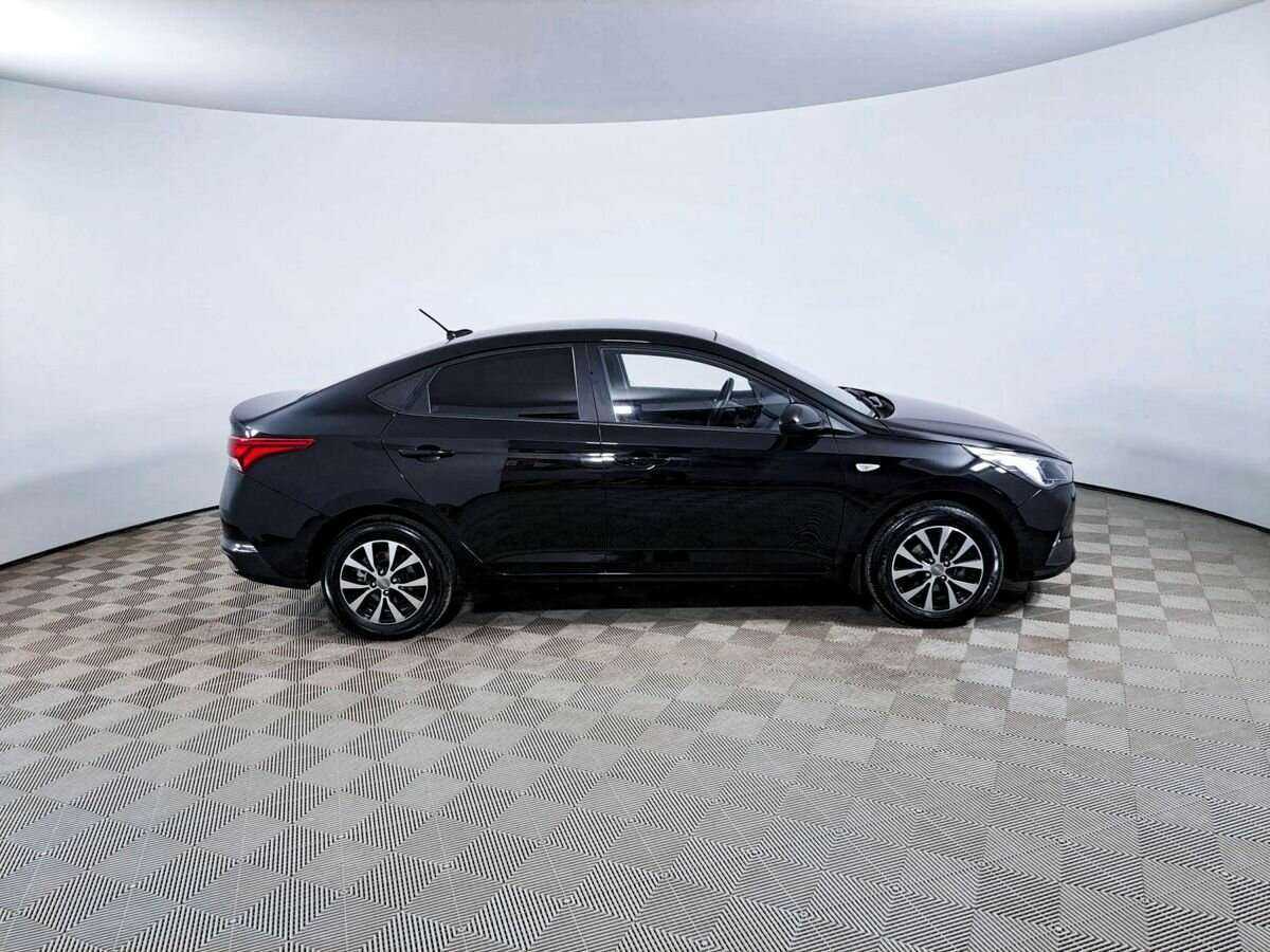 Hyundai Solaris, 2022 - фото №4