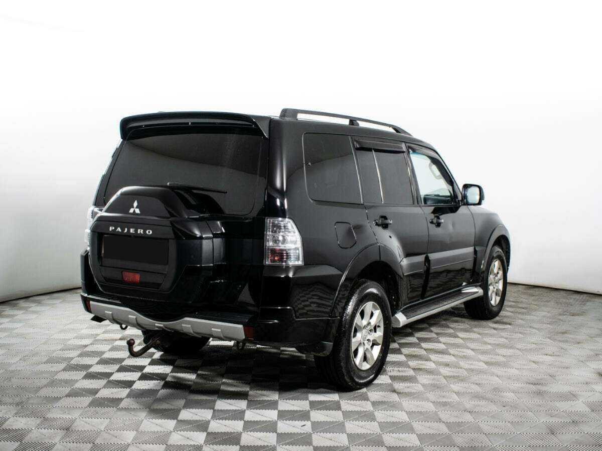 Mitsubishi Pajero, 2015 - фото №3