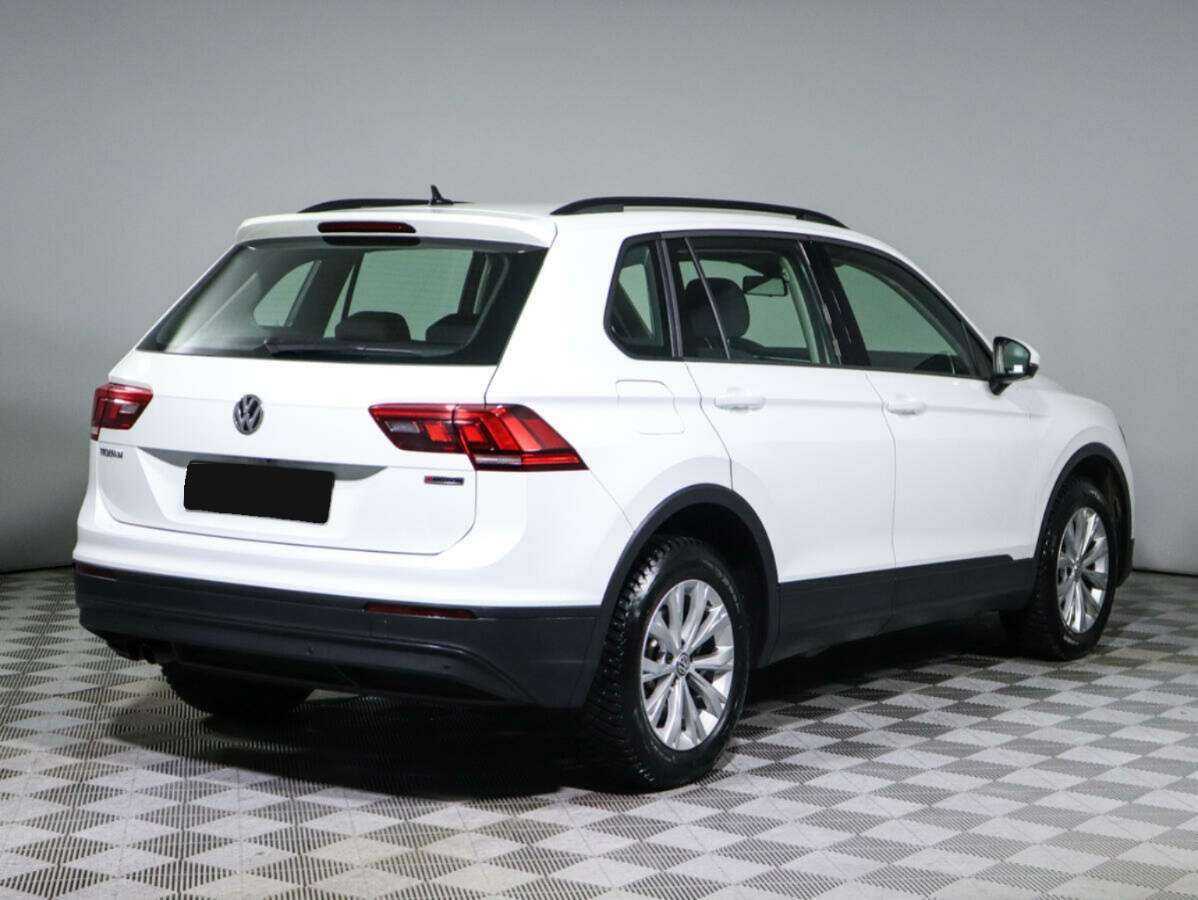 Volkswagen Tiguan, 2020 - фото №4