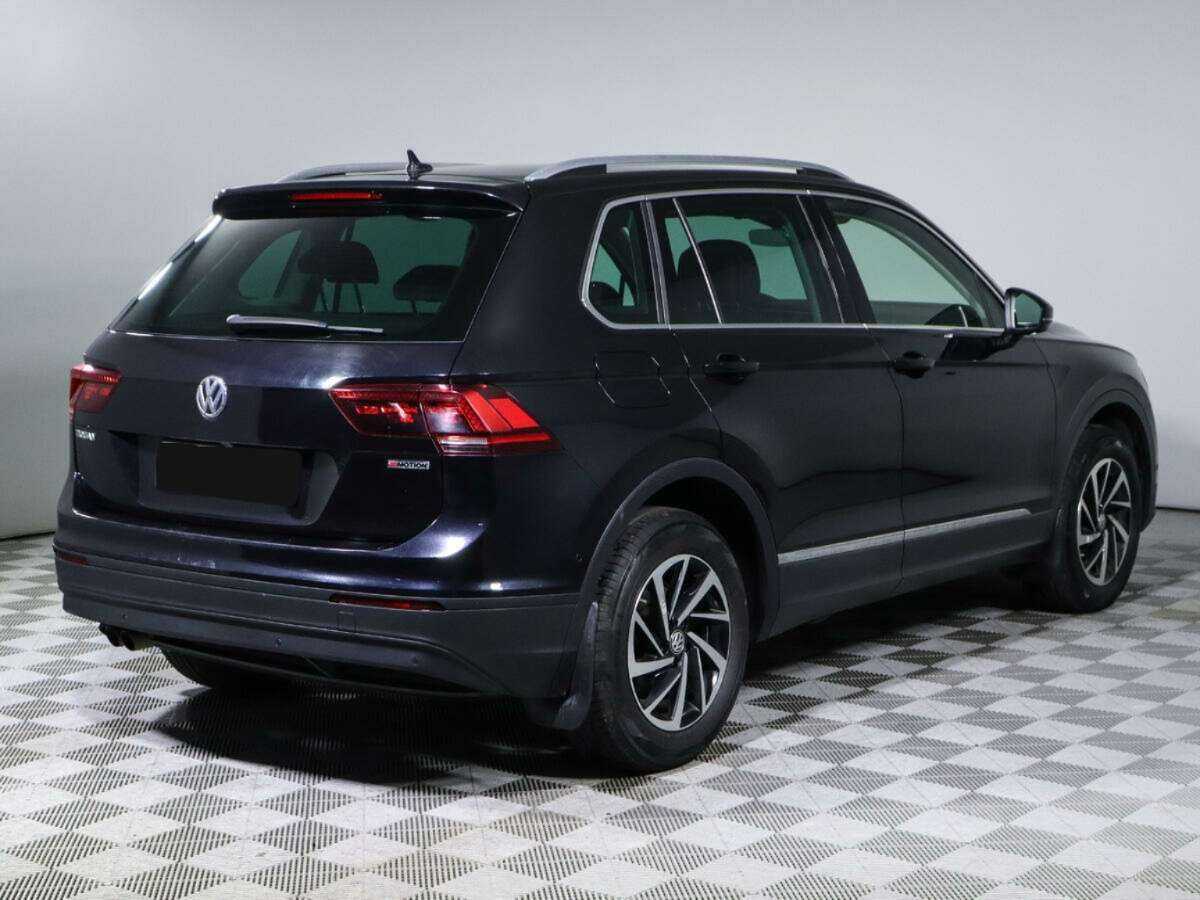 Volkswagen Tiguan, 2018 - фото №3