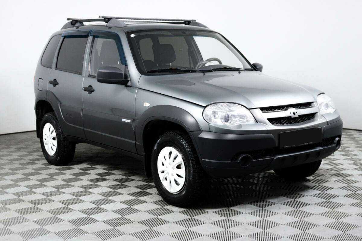 Chevrolet Niva, 2014 - фото №3