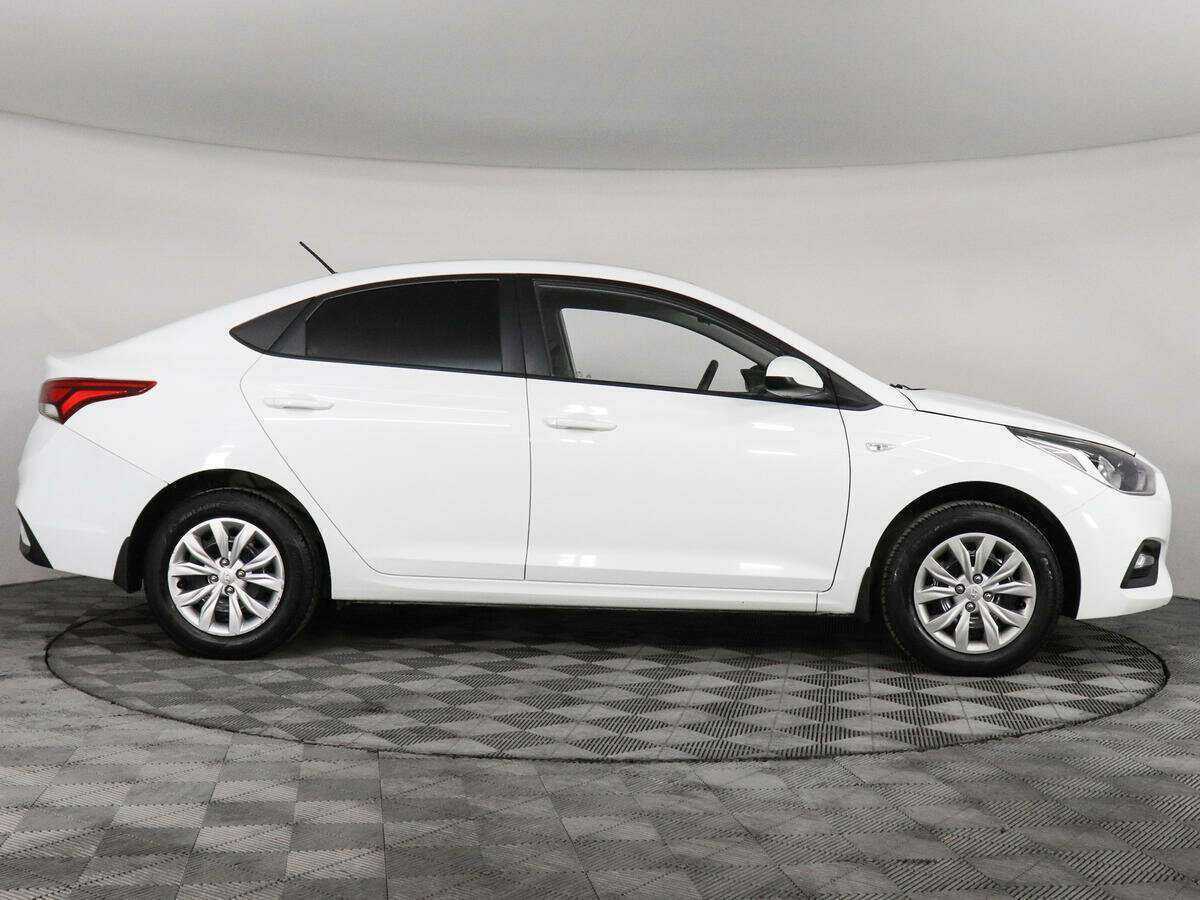 Hyundai Solaris, 2018 - фото №4