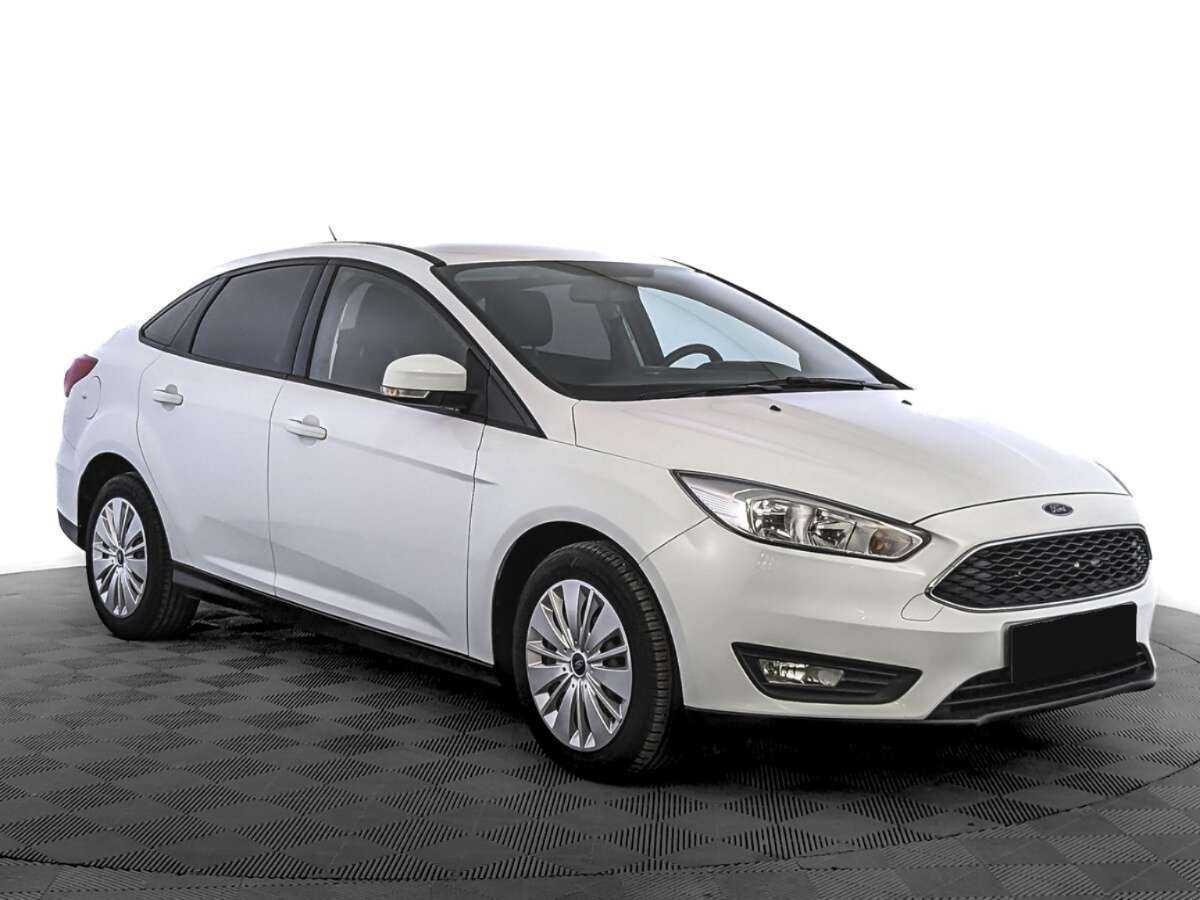 Ford Focus, 2018 - фото №3