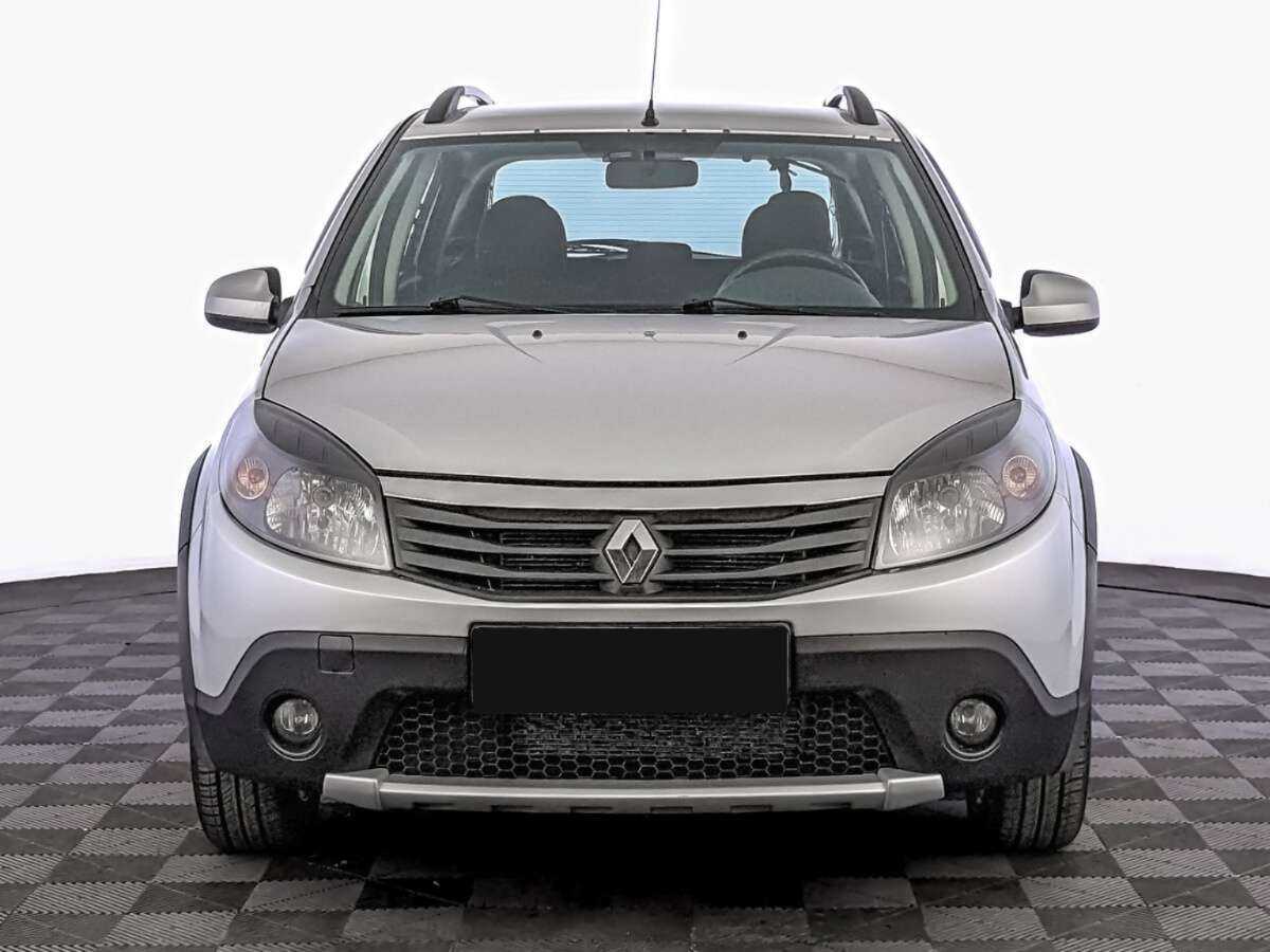 Renault Sandero, 2013 - фото №2
