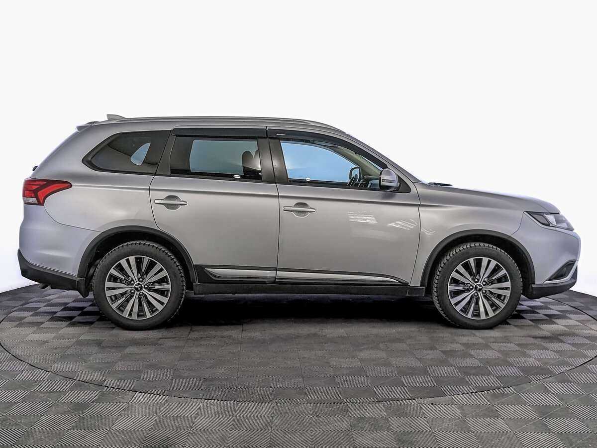 Mitsubishi Outlander, 2020 - фото №4