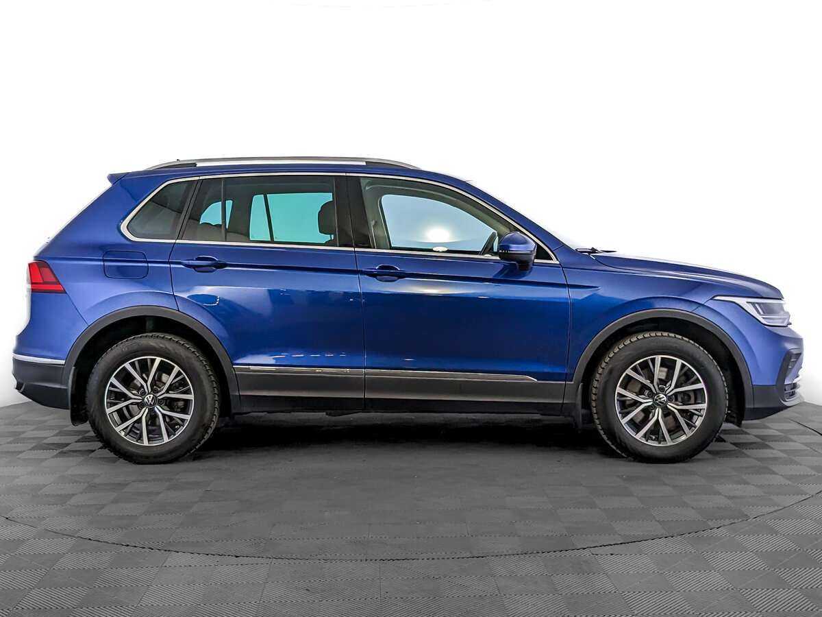 Volkswagen Tiguan, 2020 - фото №4