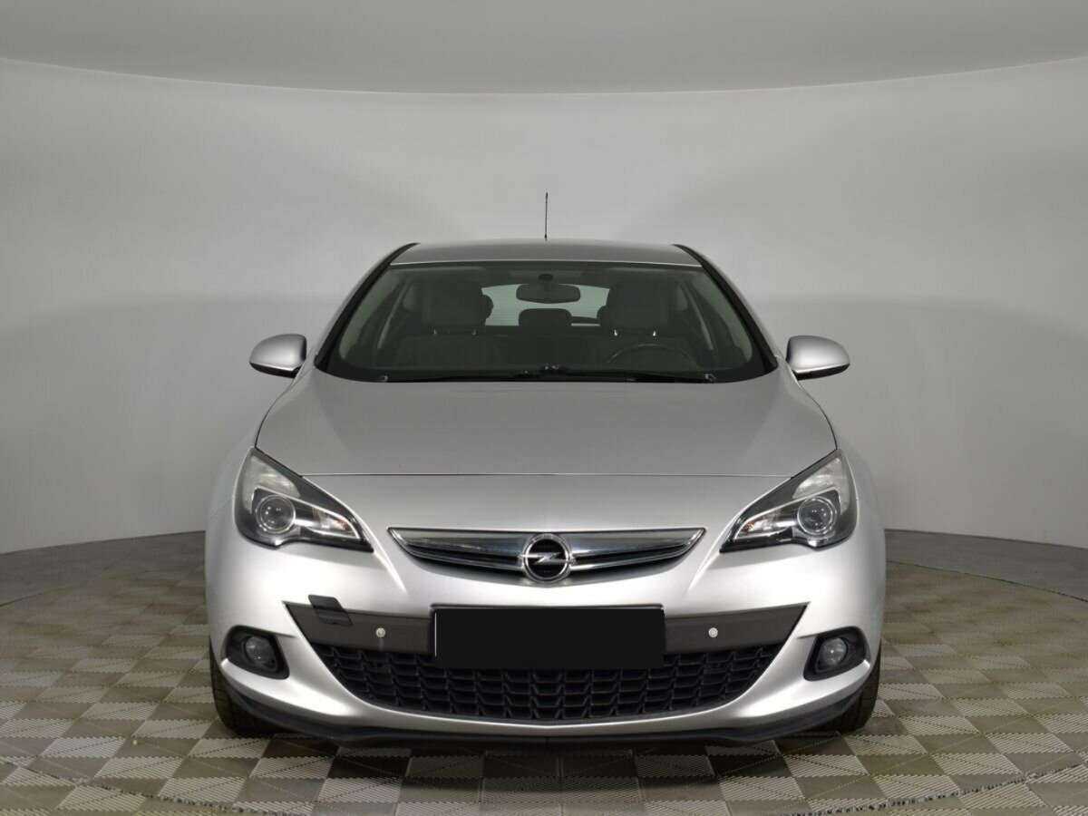 Opel Astra GTC, 2013 - фото №3