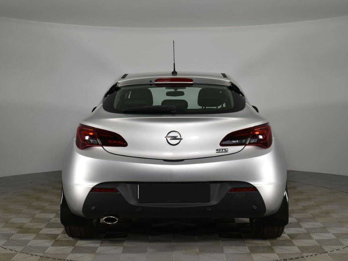 Opel Astra GTC, 2013 - фото №4