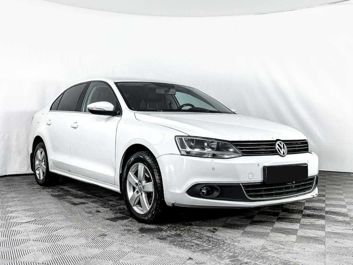 Volkswagen Jetta, 2013 - фото №3