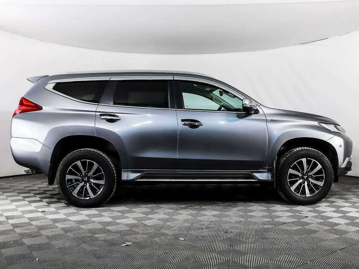 Mitsubishi Pajero Sport, 2016 - фото №4
