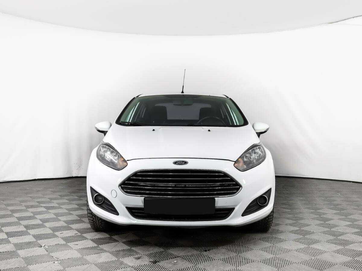 Ford Fiesta, 2015 - фото №2