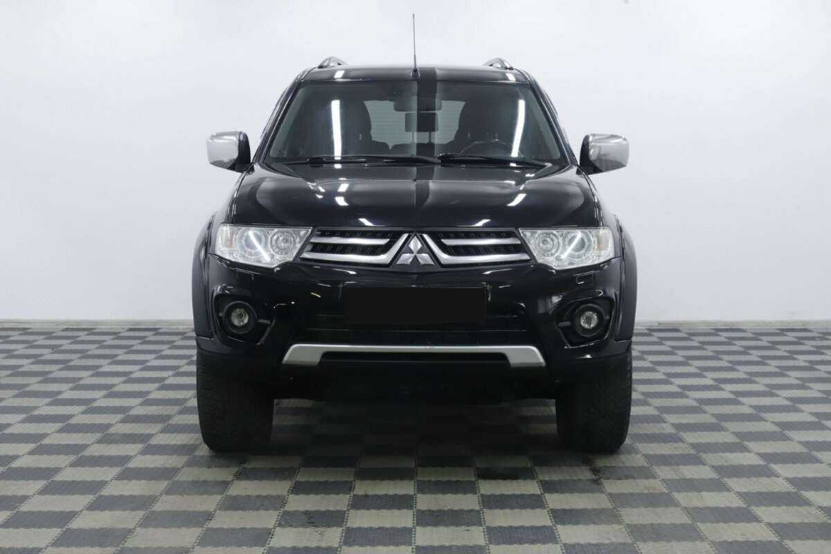 Mitsubishi Pajero Sport, 2015 - фото №4