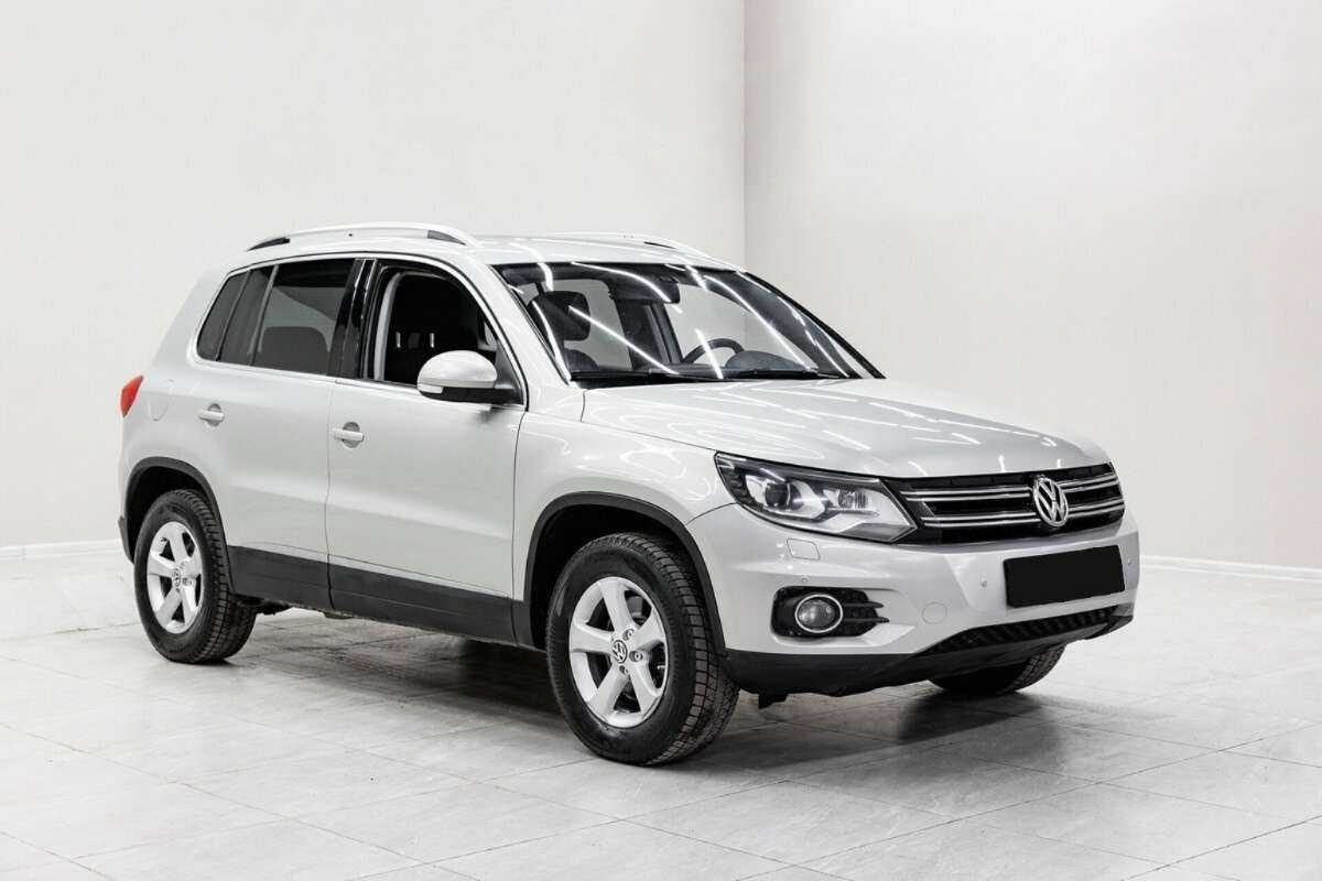 Volkswagen Tiguan, 2012 - фото №3
