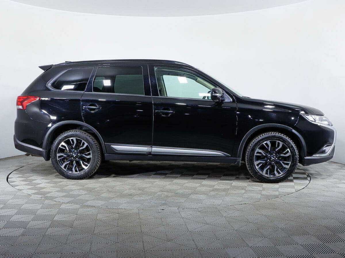 Mitsubishi Outlander, 2021 - фото №4