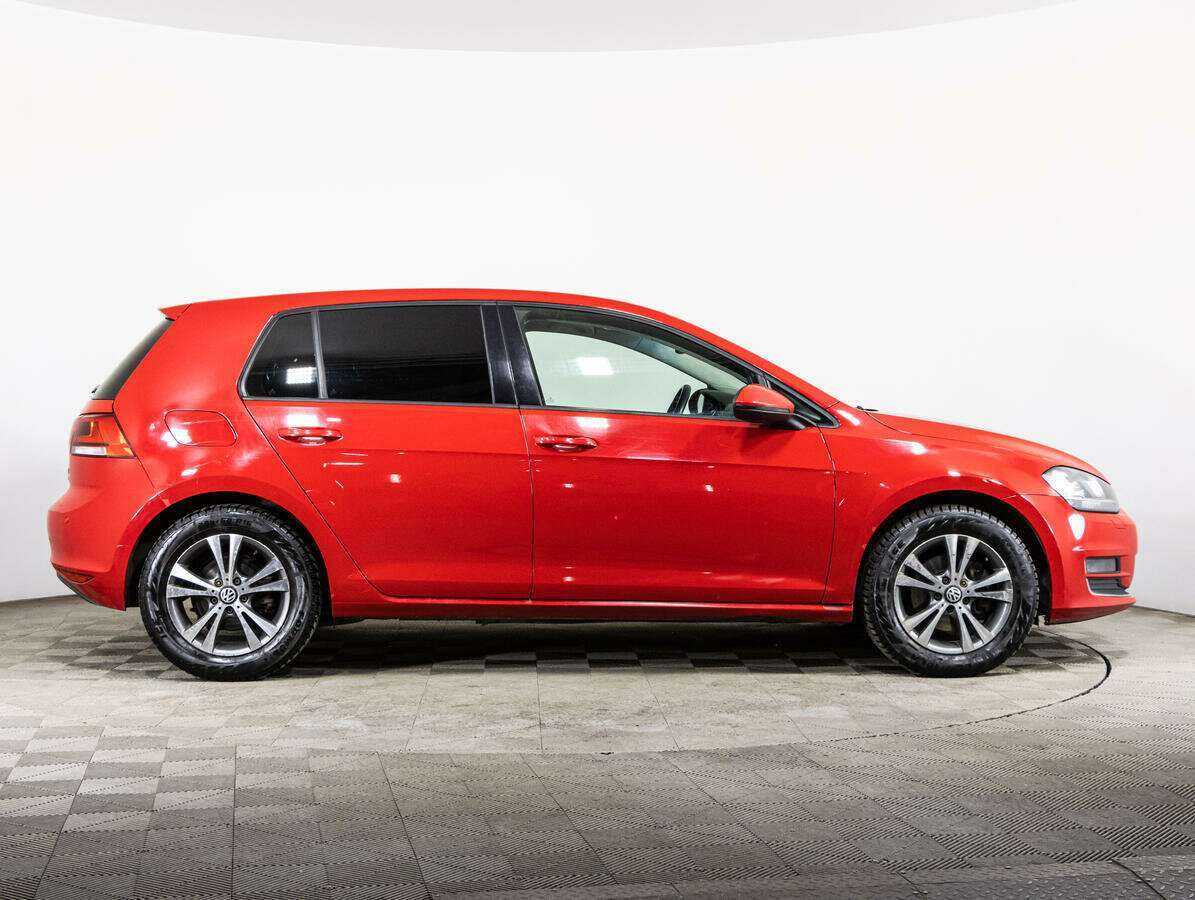 Volkswagen Golf, 2013 - фото №4