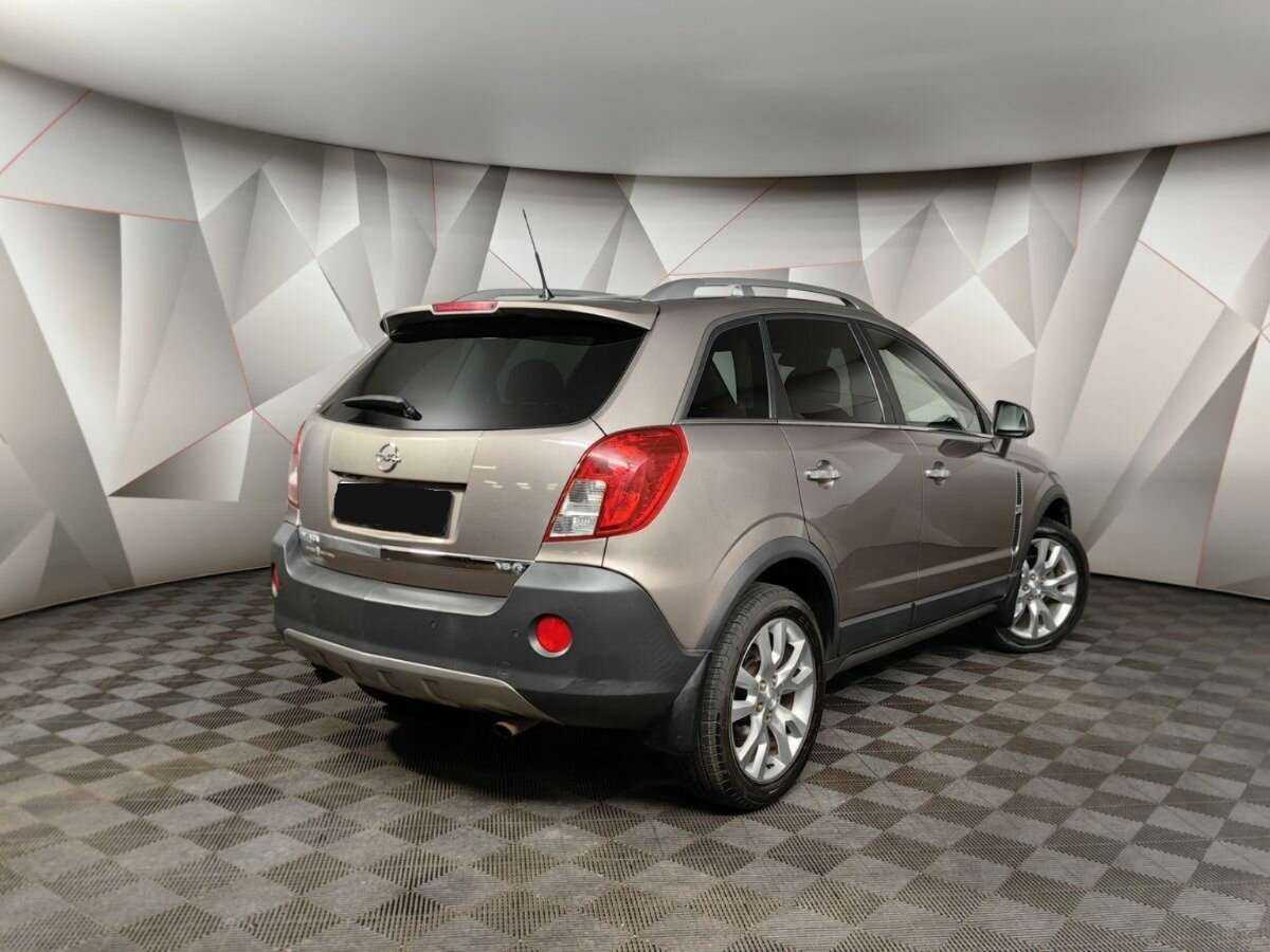 Opel Antara, 2015 - фото №2