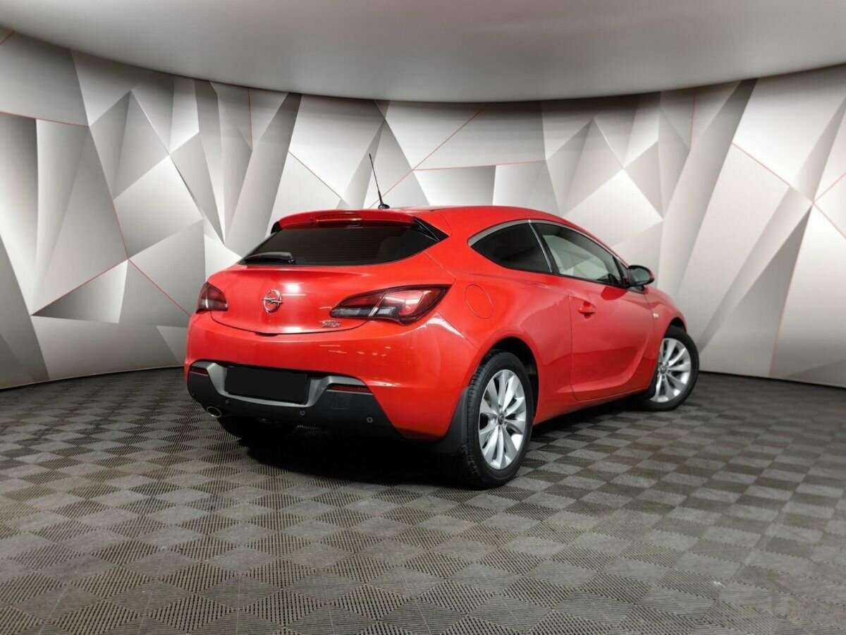 Opel Astra GTC, 2012 - фото №2