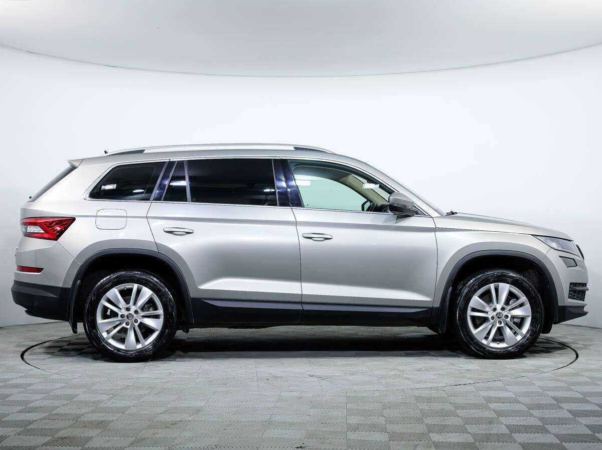 Skoda Kodiaq, 2018 - фото №3