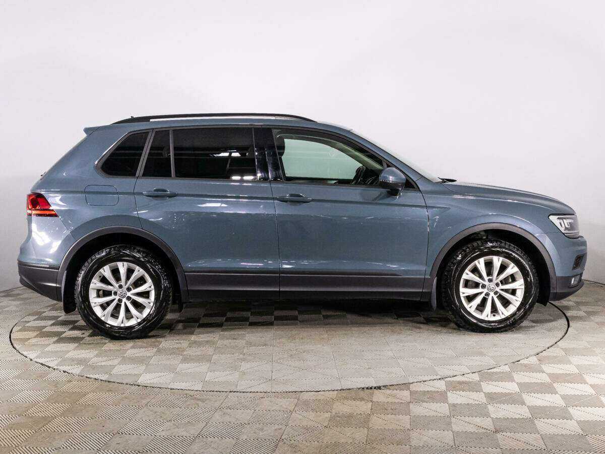 Volkswagen Tiguan, 2019 - фото №4