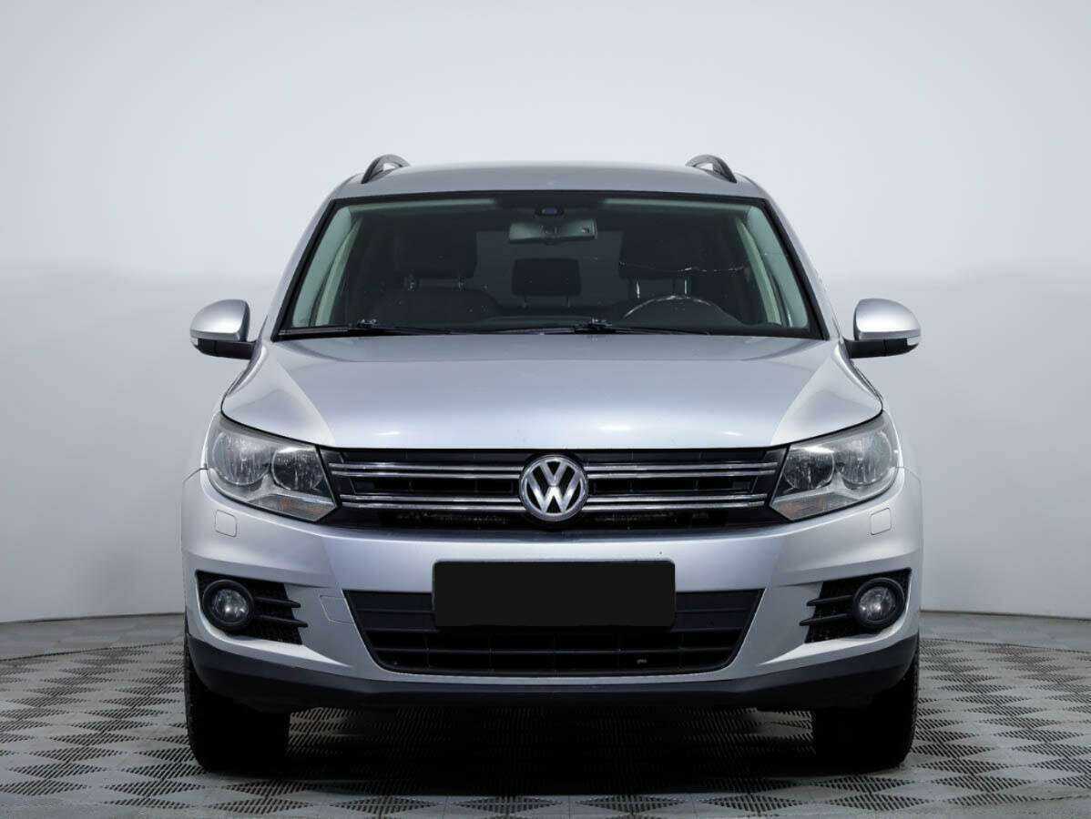 Volkswagen Tiguan, 2012