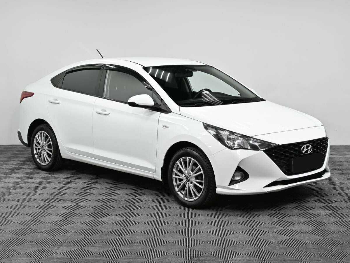 Hyundai Solaris, 2020 - фото №3