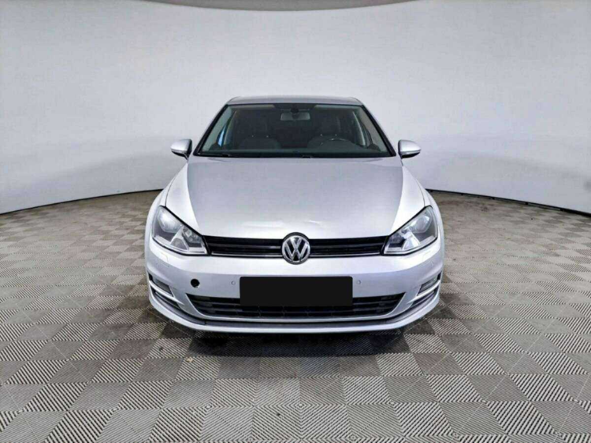 Volkswagen Golf, 2013 - фото №2