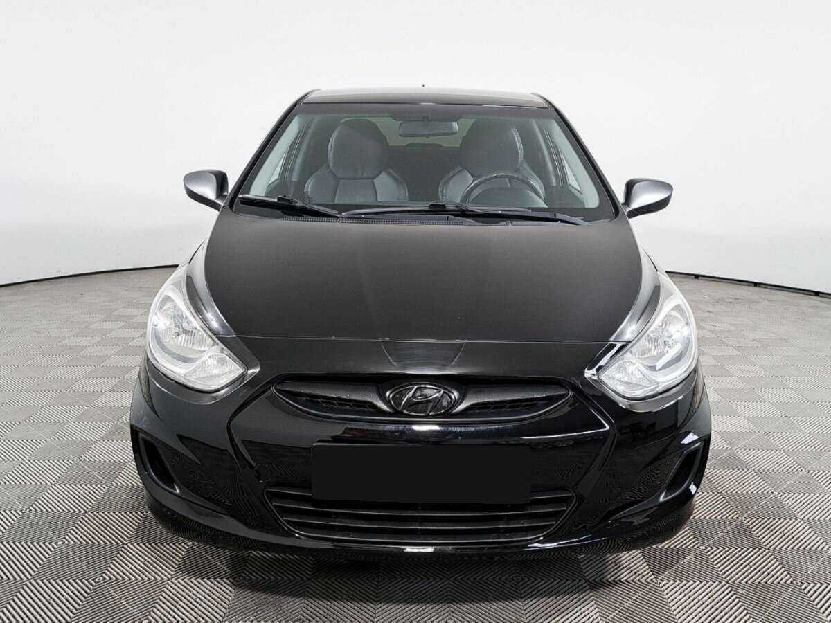 Hyundai Solaris, 2012 - фото №2