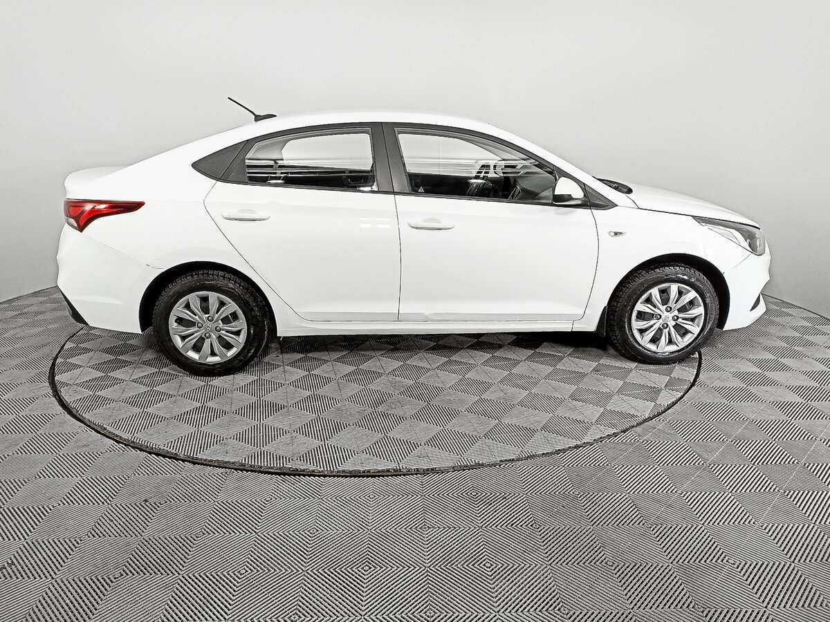 Hyundai Solaris, 2019 - фото №4