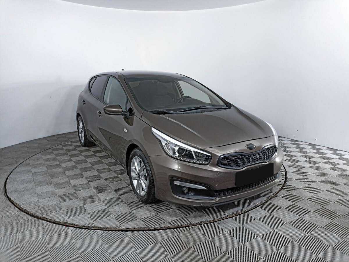 Kia Ceed, 2018 - фото №3