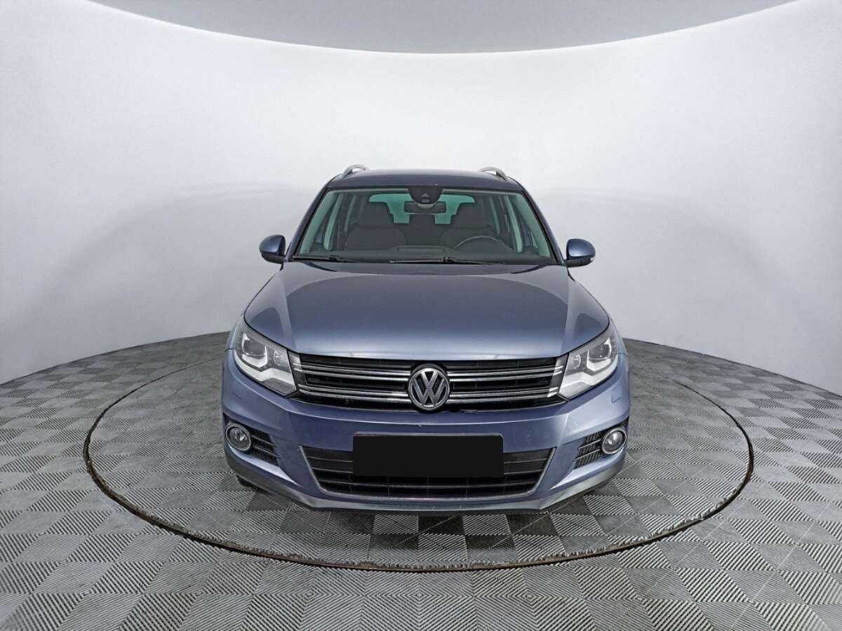 Volkswagen Tiguan, 2013 - фото №2