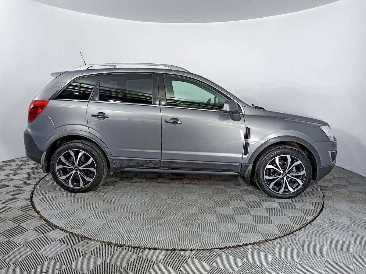 Opel Antara, 2012 - фото №4