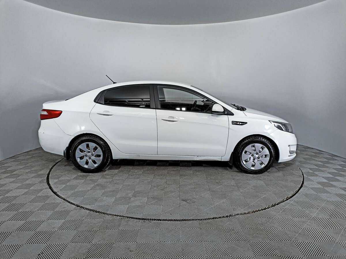 Kia Rio 5-speed, 2014 - фото №4