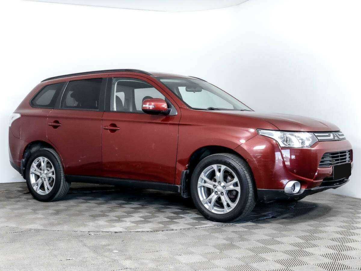 Mitsubishi Outlander, 2013 - фото №2