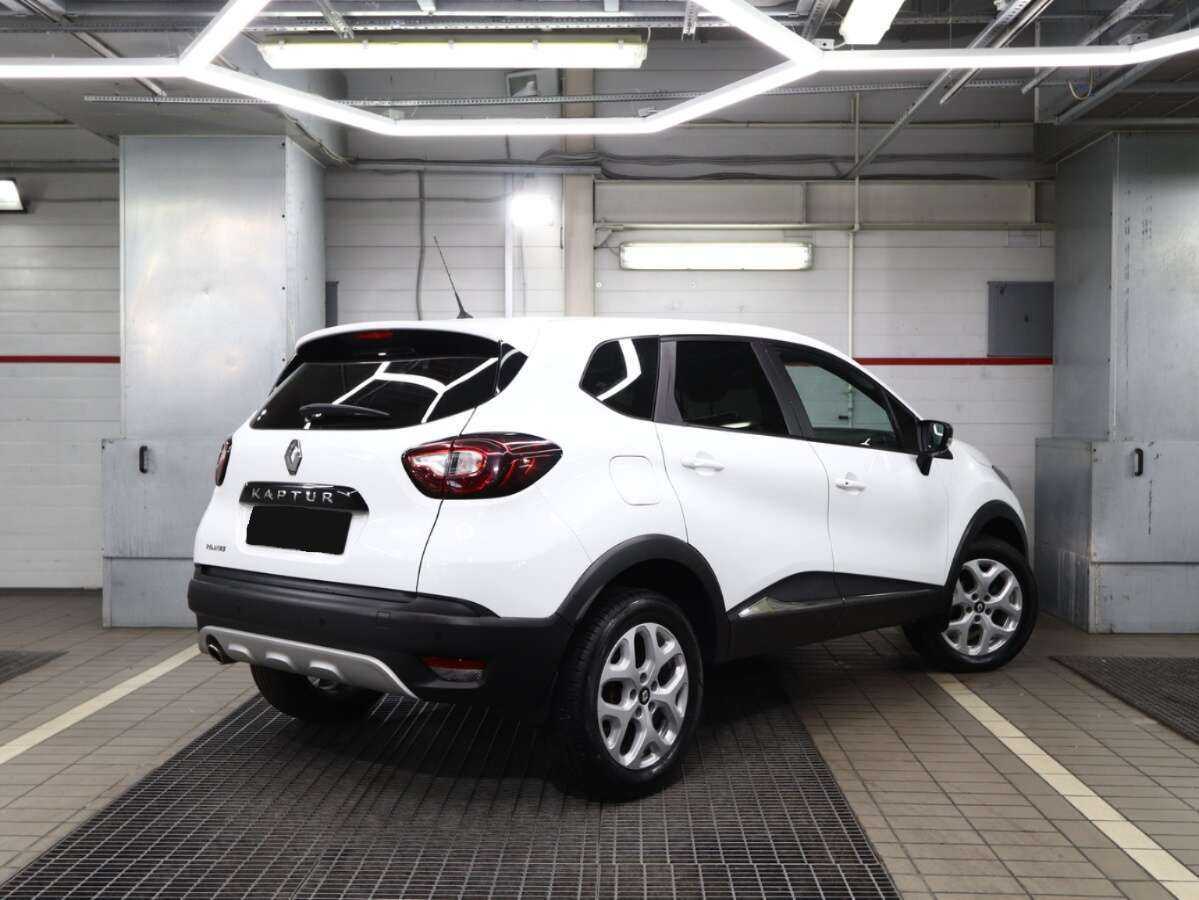 Renault Kaptur, 2017 - фото №2