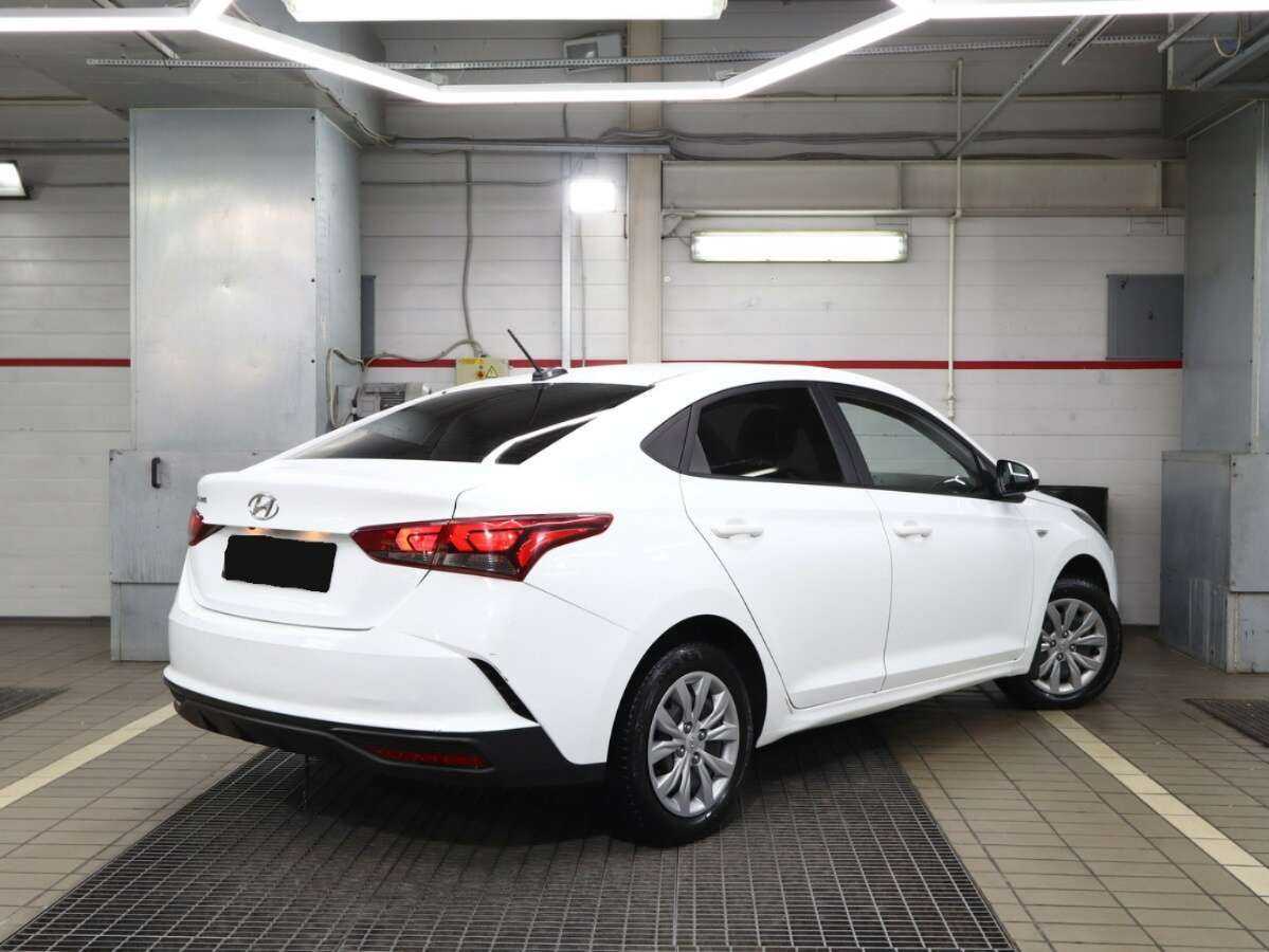 Hyundai Solaris, 2020 - фото №2