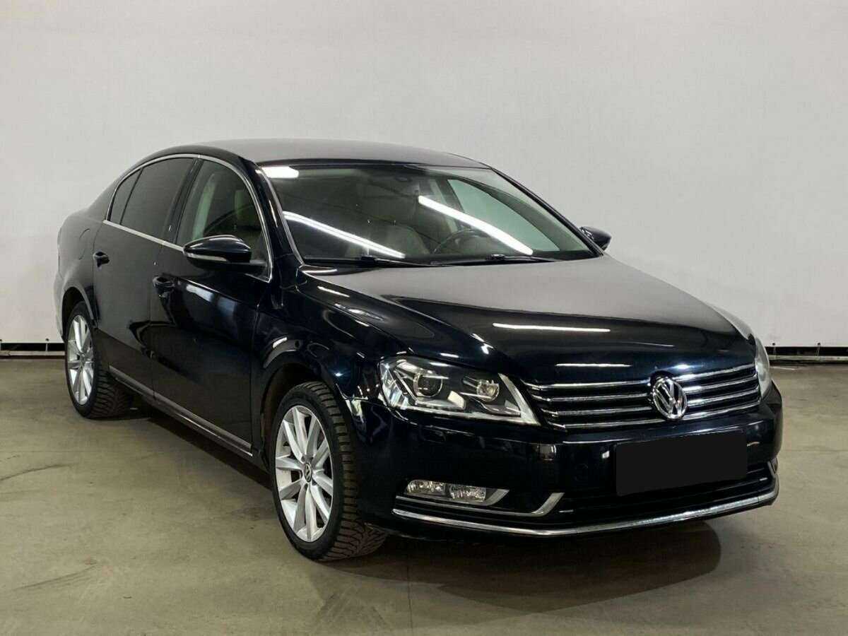 Volkswagen Passat, 2012 - фото №3
